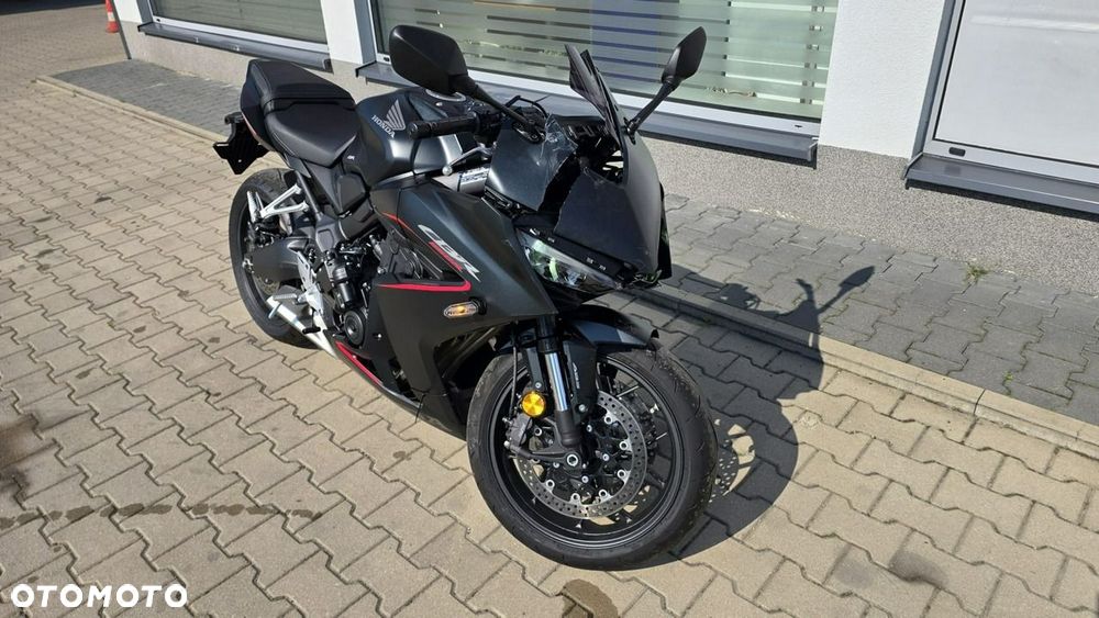 Honda CBR - 9