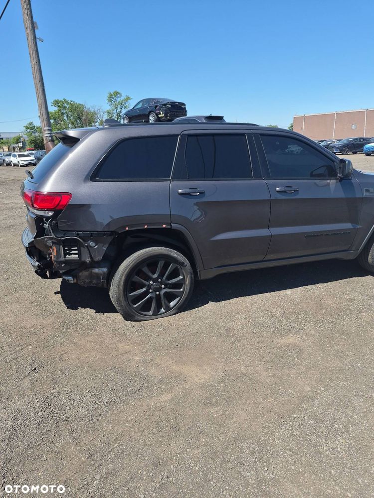 Jeep Grand Cherokee 3.6 V6 Laredo - 2