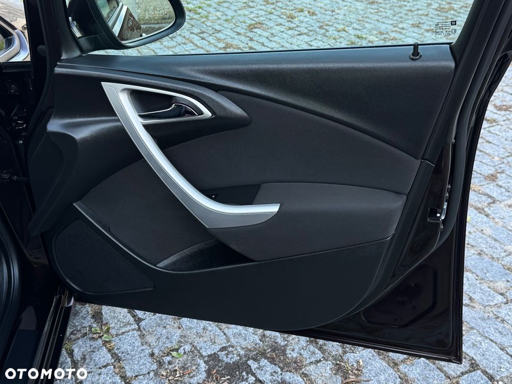 Opel Astra 1.4 T Cosmo - 37