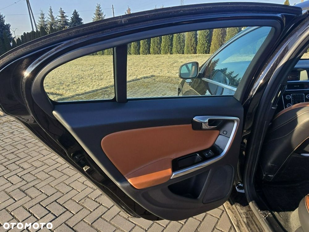 Volvo S60 - 17