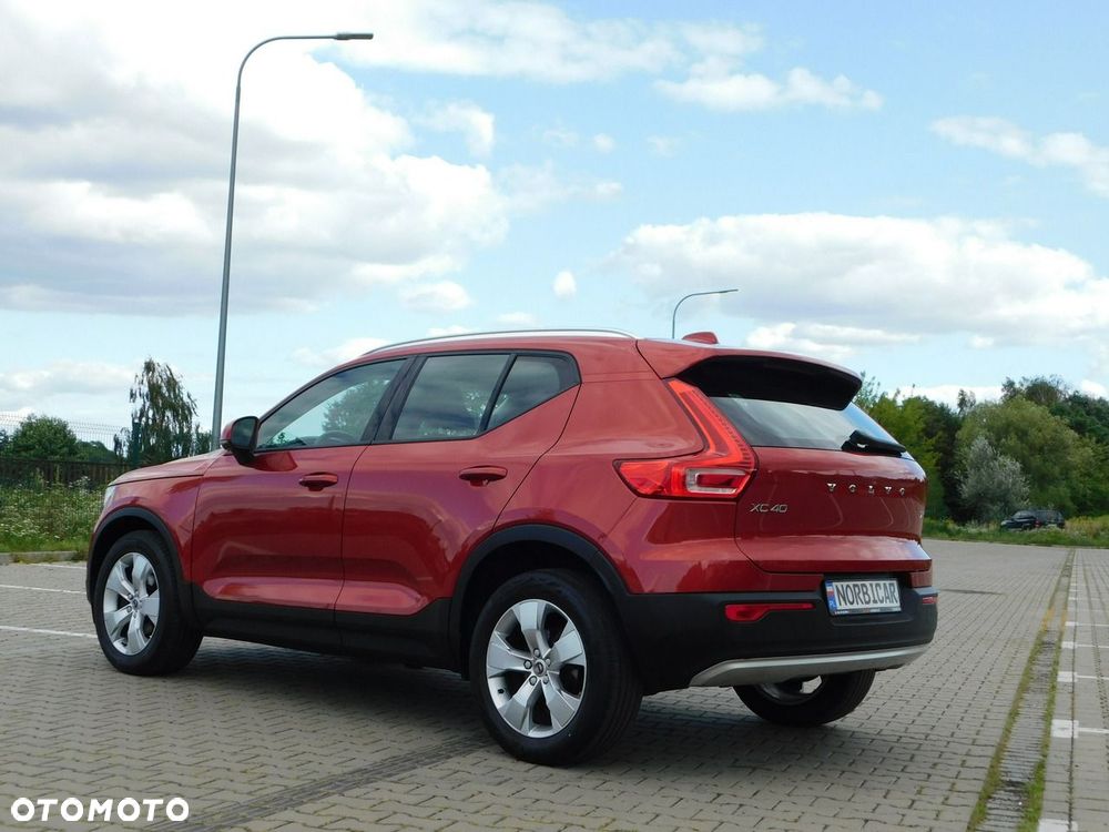 Volvo XC 40 T3 Geartronic Momentum Pro - 6