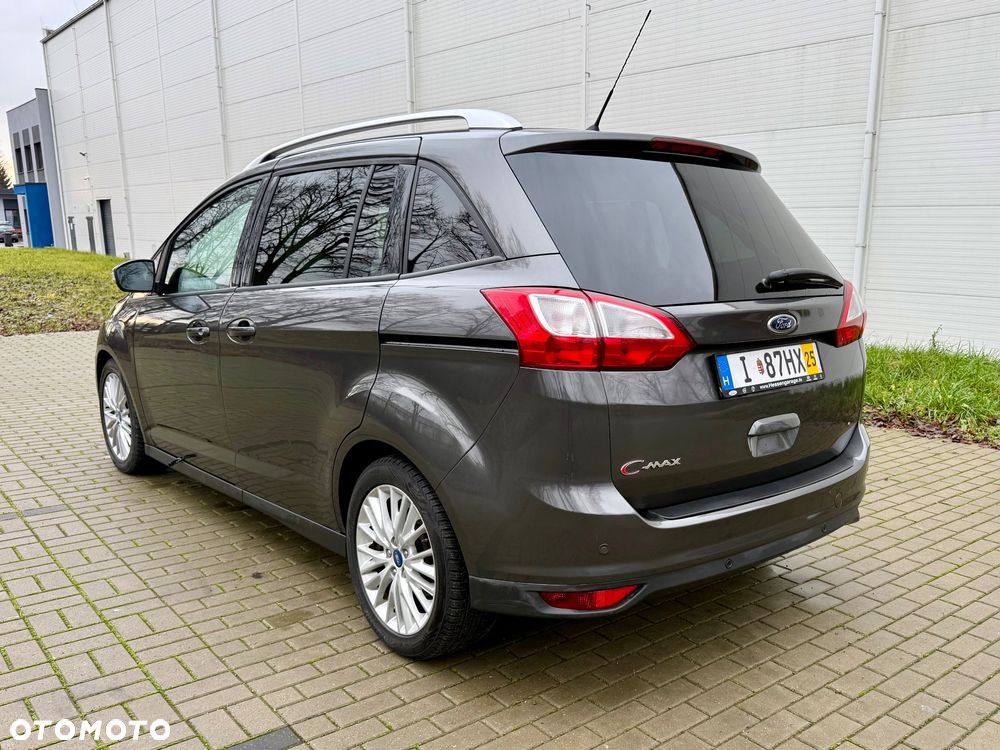 Ford Grand C-MAX - 3