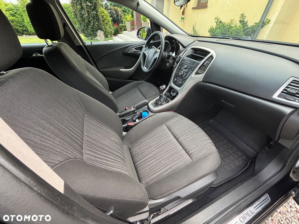 Opel Astra 1.7 CDTI - 11