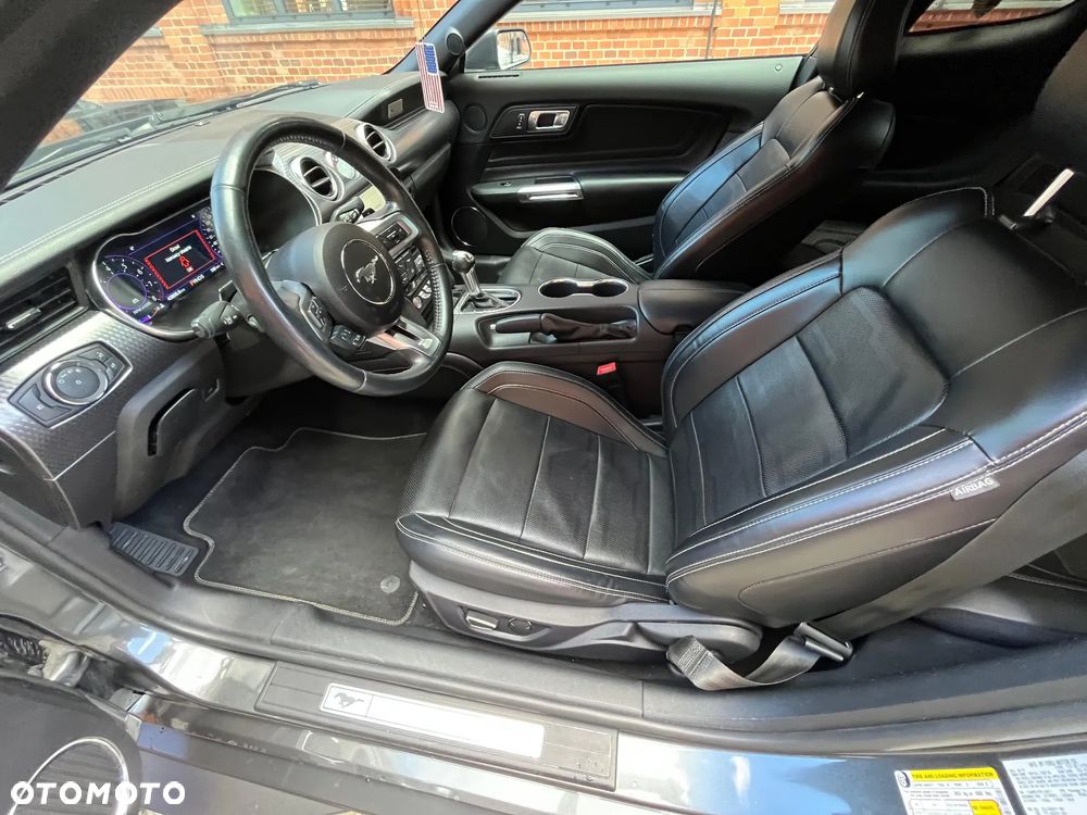 Ford Mustang - 11