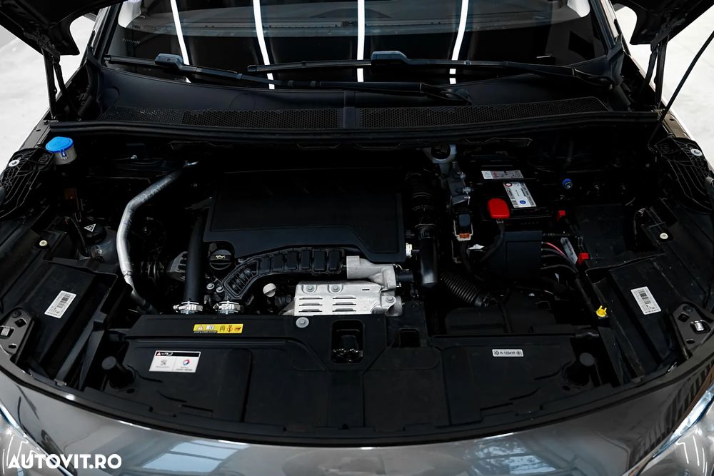 Peugeot 3008 PureTech 130 Stop & Start GPF Allure - 24