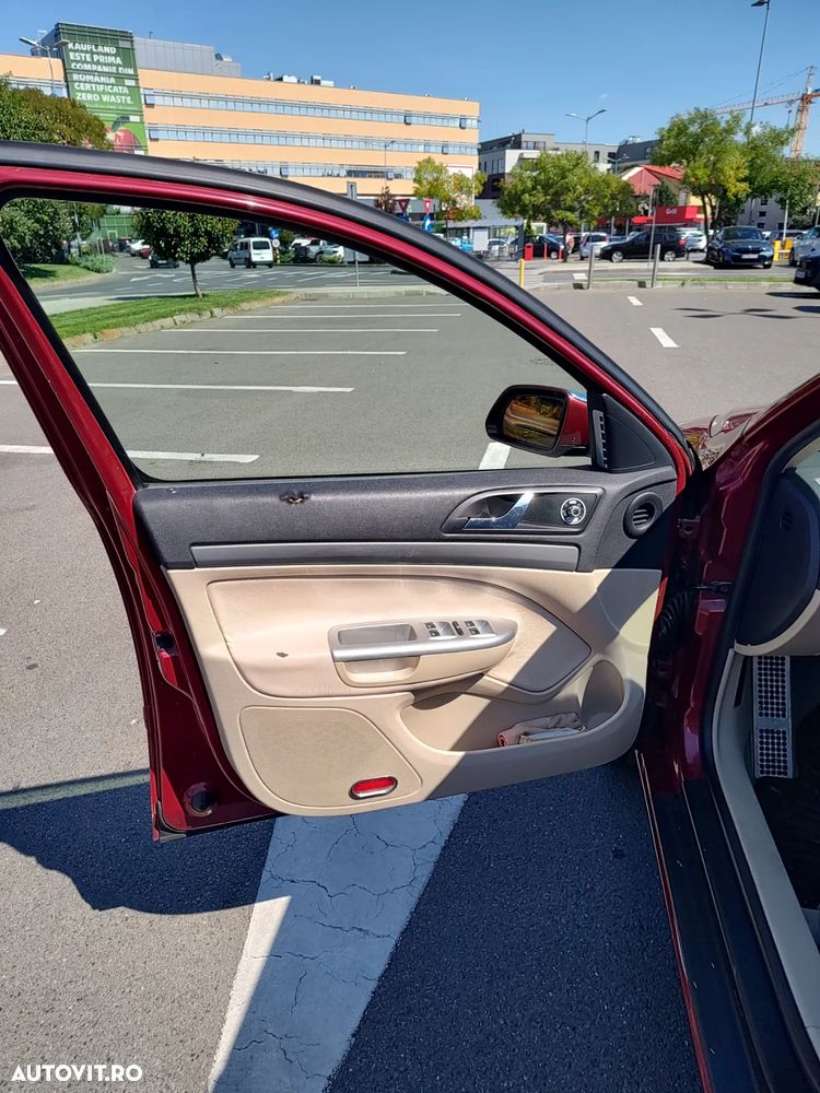Skoda Octavia 1.6 Elegance - 11