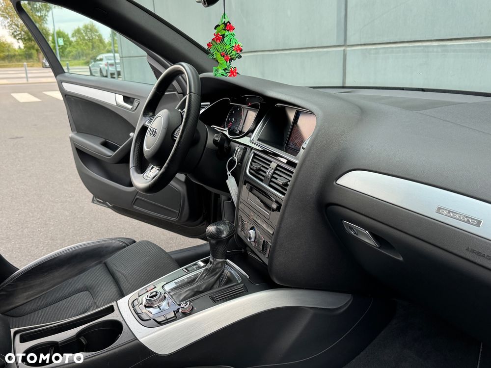 Audi A4 Avant 2.0 TDI DPF clean diesel quattro S tronic S line Sportpaket - 33