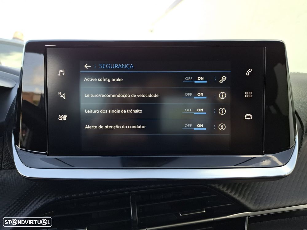 Peugeot 208 1.2 PureTech Allure Pack - 33