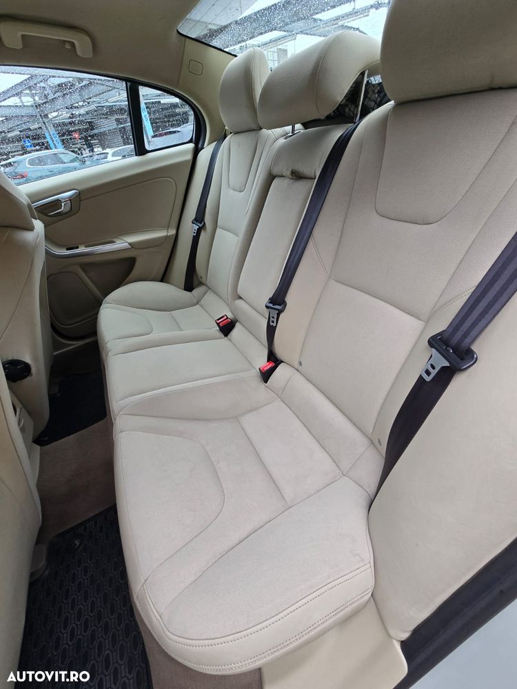 Volvo S60 D3 Start-Stop Kinetic - 7