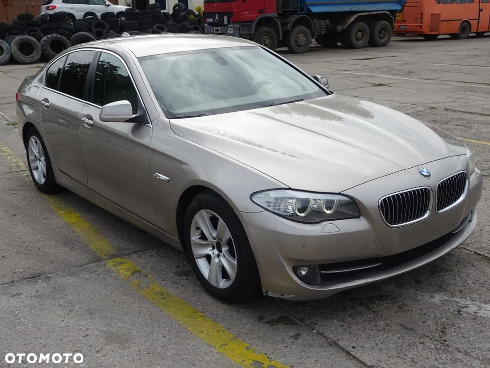 BMW Seria 5 520d - 5