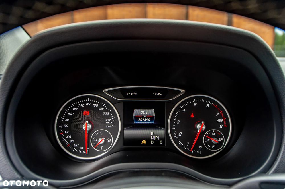 Mercedes-Benz Klasa B - 21