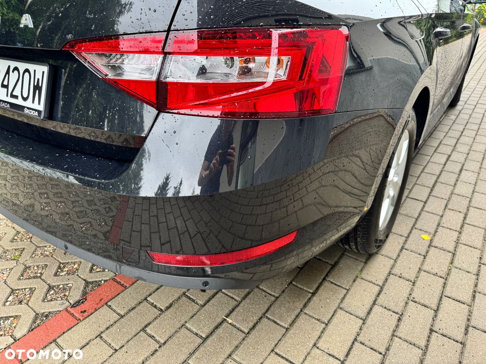 Skoda Superb 1.5 TSI Ambition DSG - 14