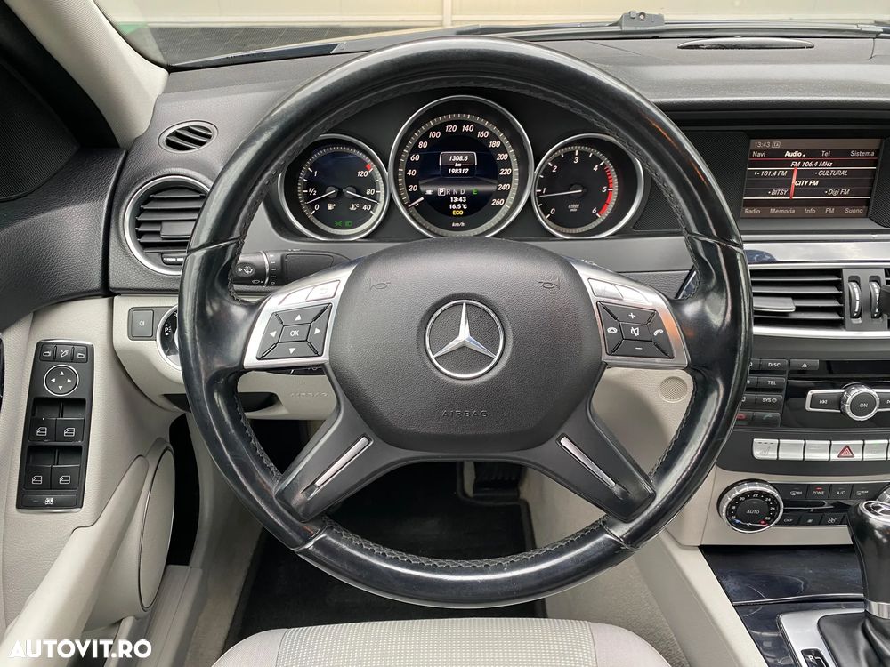 Mercedes-Benz C - 6