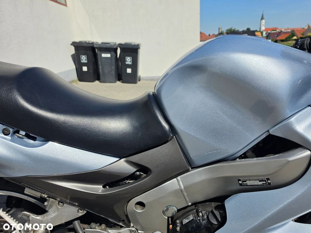 Kawasaki ZZR - 21