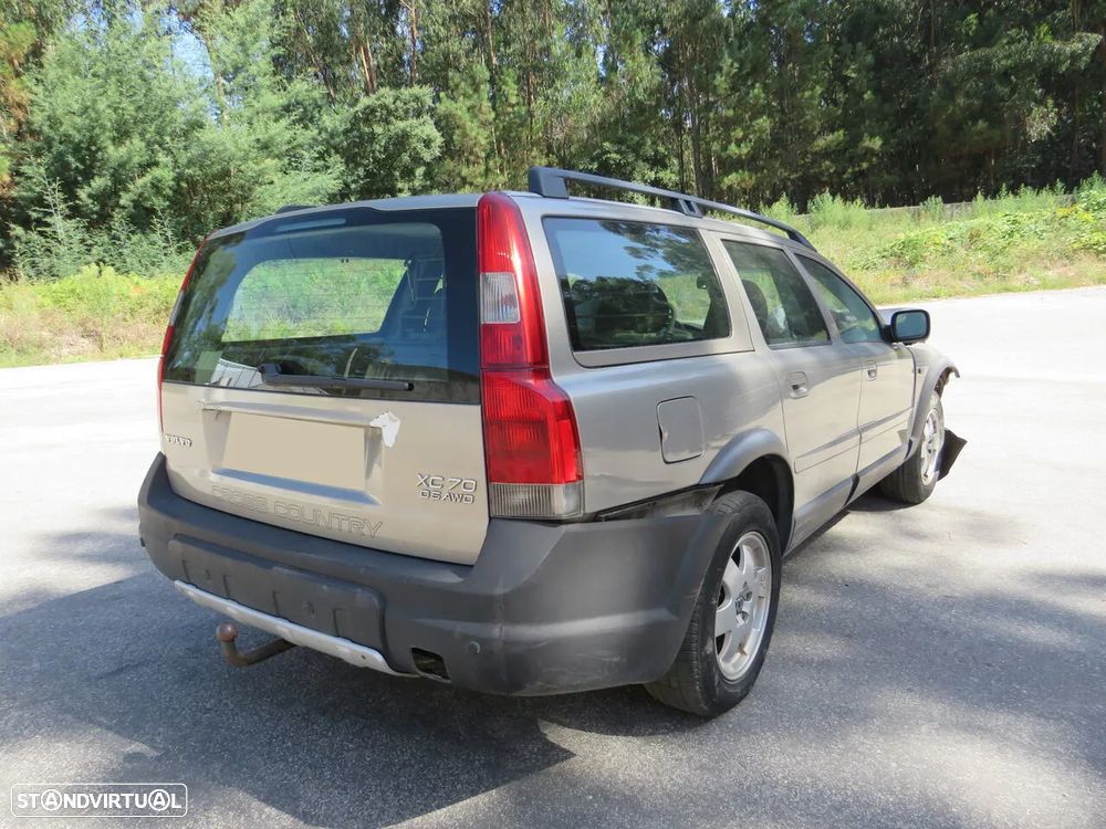 Volvo XC70 I Cross Country 2.4 D5 4X4 (163Cv) de 2003 - Peças Usadas (8530) - 4