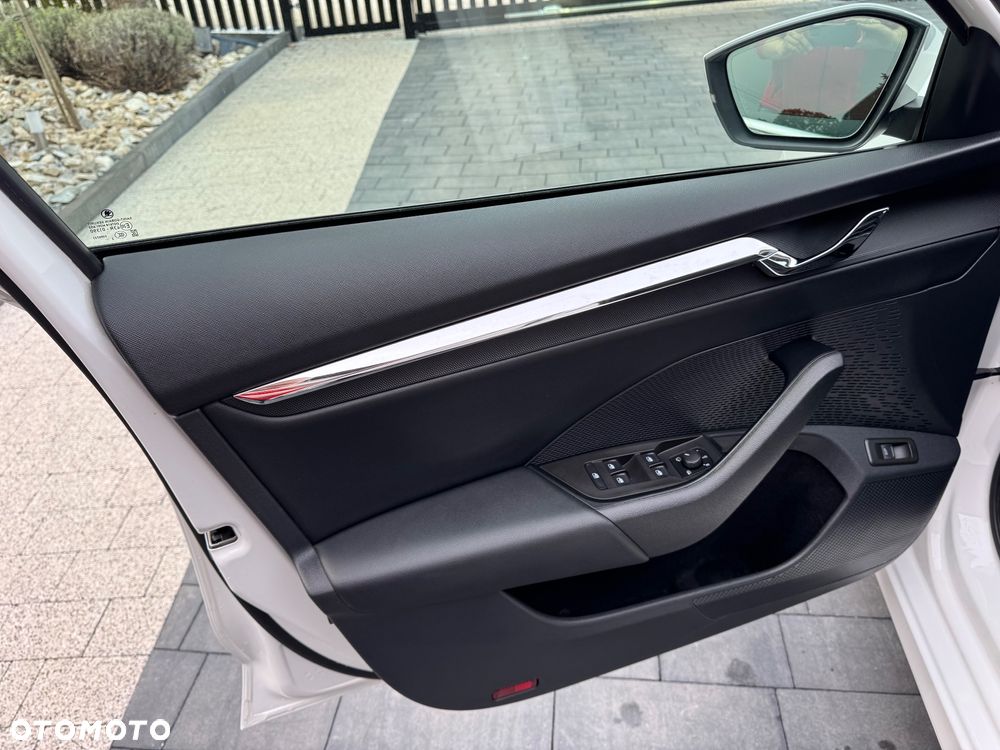 Skoda Octavia 2.0 TSI 4x4 Style DSG - 11