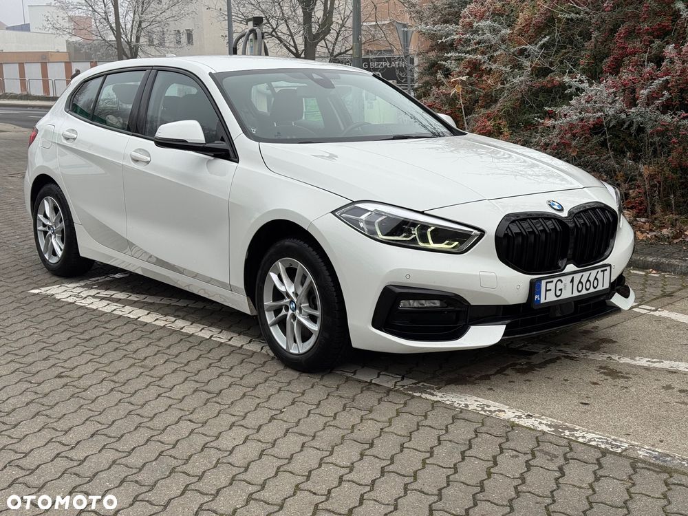 BMW Seria 1 116i Sport Line - 2