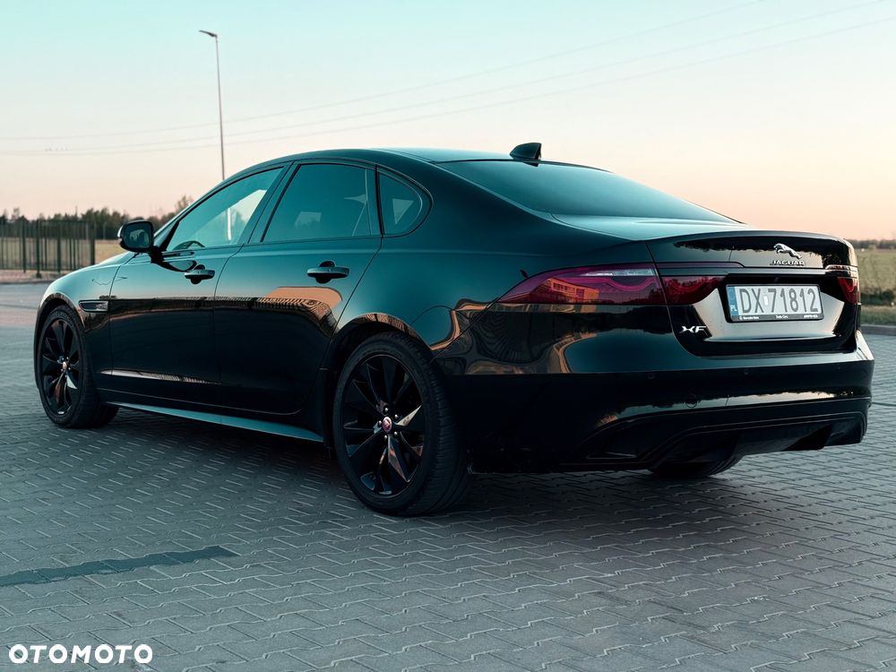 Jaguar XF D200 R-Dynamic SE - 6