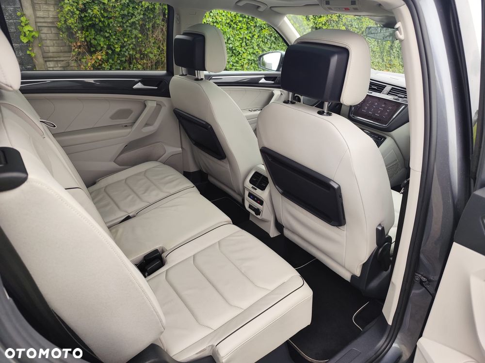 Volkswagen Tiguan Allspace - 19