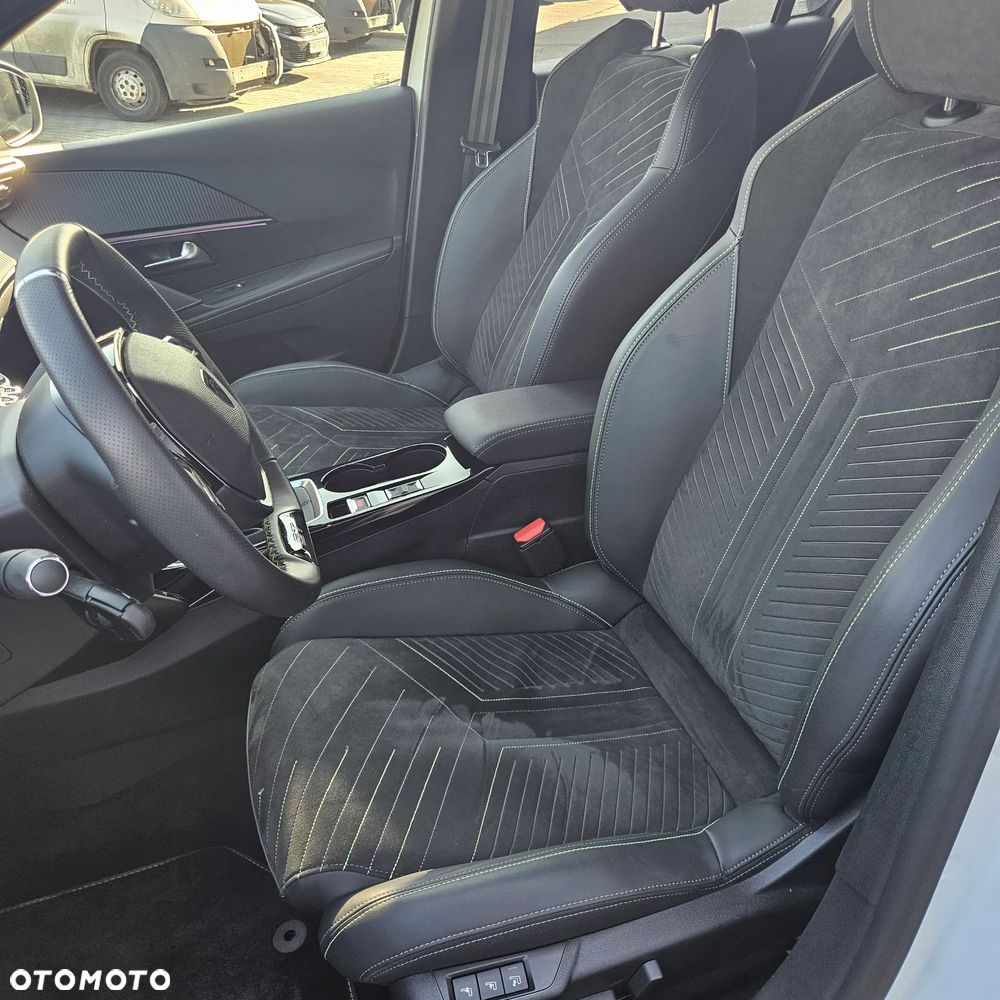 Peugeot 208 1.2 PureTech GT S&S - 25