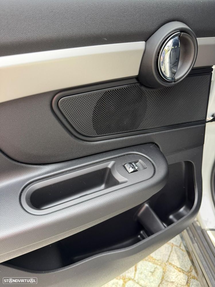 MINI Countryman Cooper D Classic Auto - 17