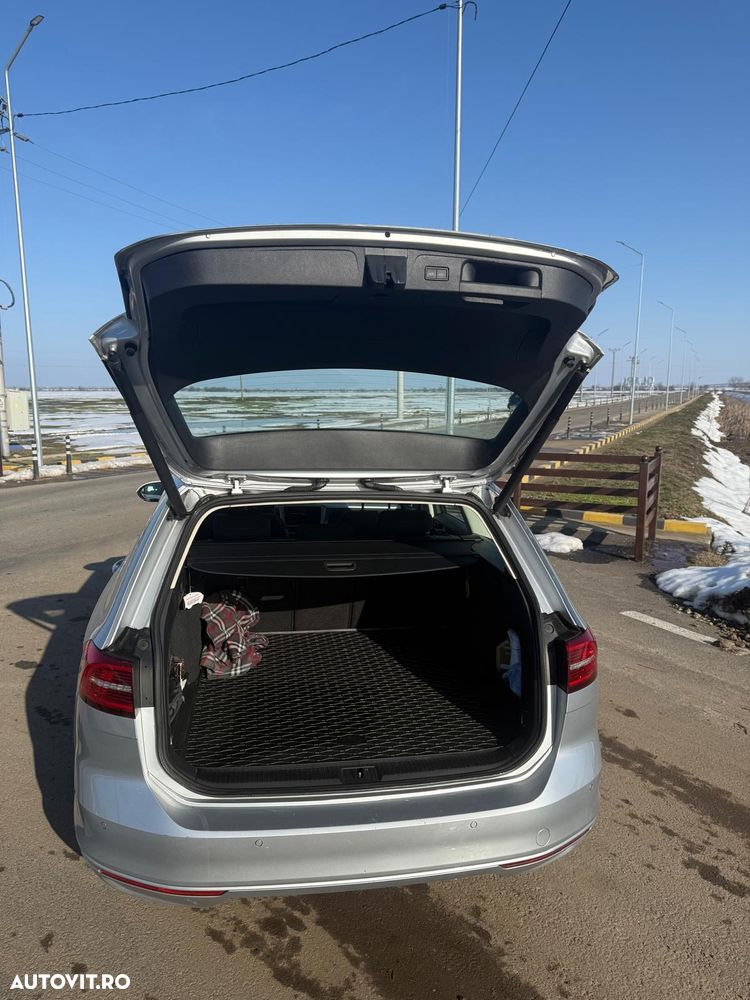 Volkswagen Passat 2.0 TDI SCR DSG Comfortline - 20