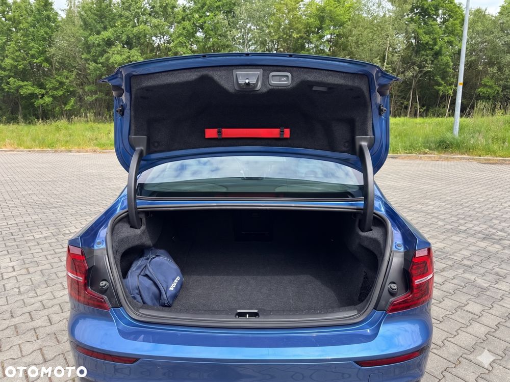 Volvo S60 T5 AWD R-Design - 6