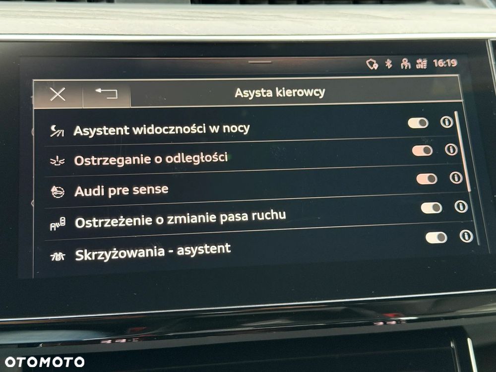 Audi e-tron S Quattro - 24