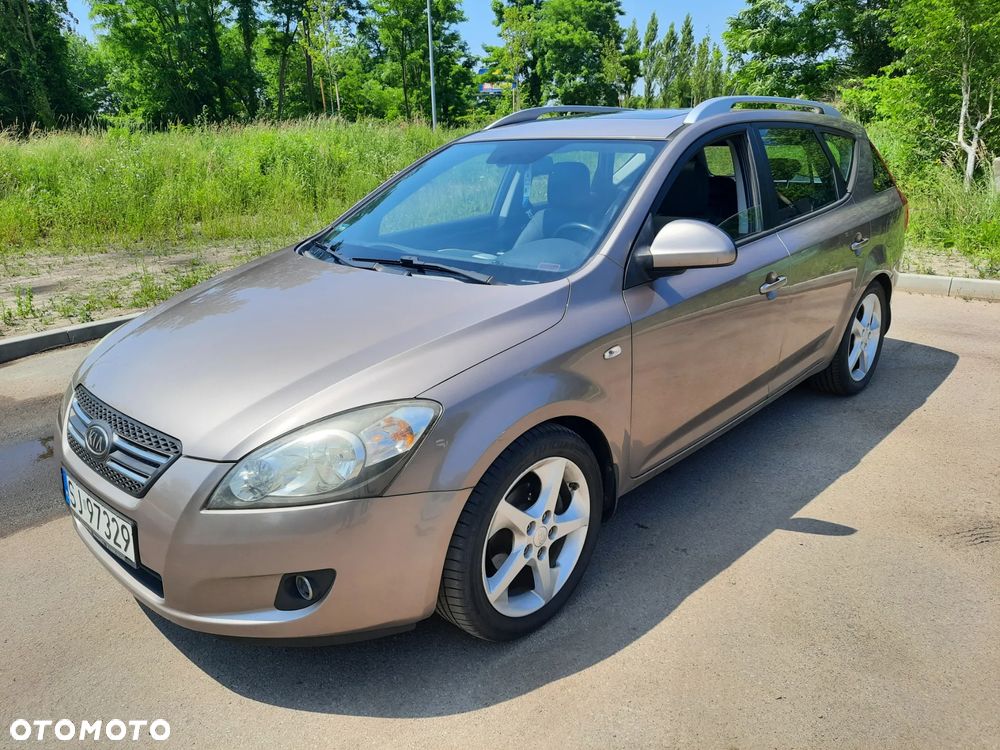 Kia Ceed 2.0 crdi Optimum + - 1