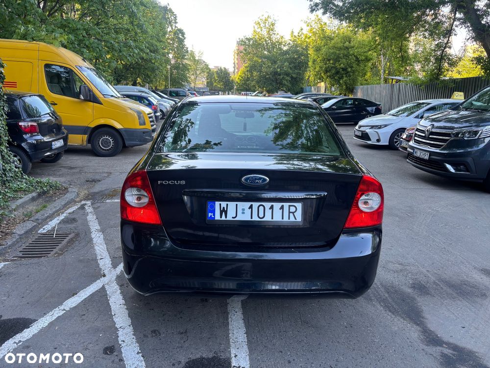 Ford Focus 1.6 Trend - 5