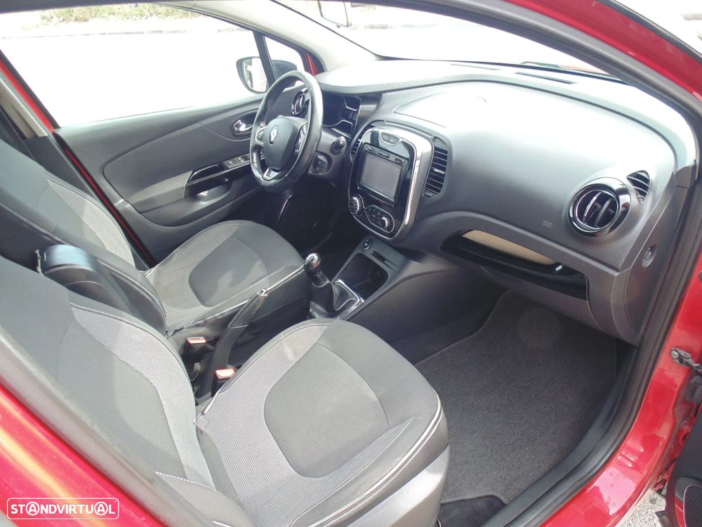Renault Captur 0.9 TCE Exclusive - 19