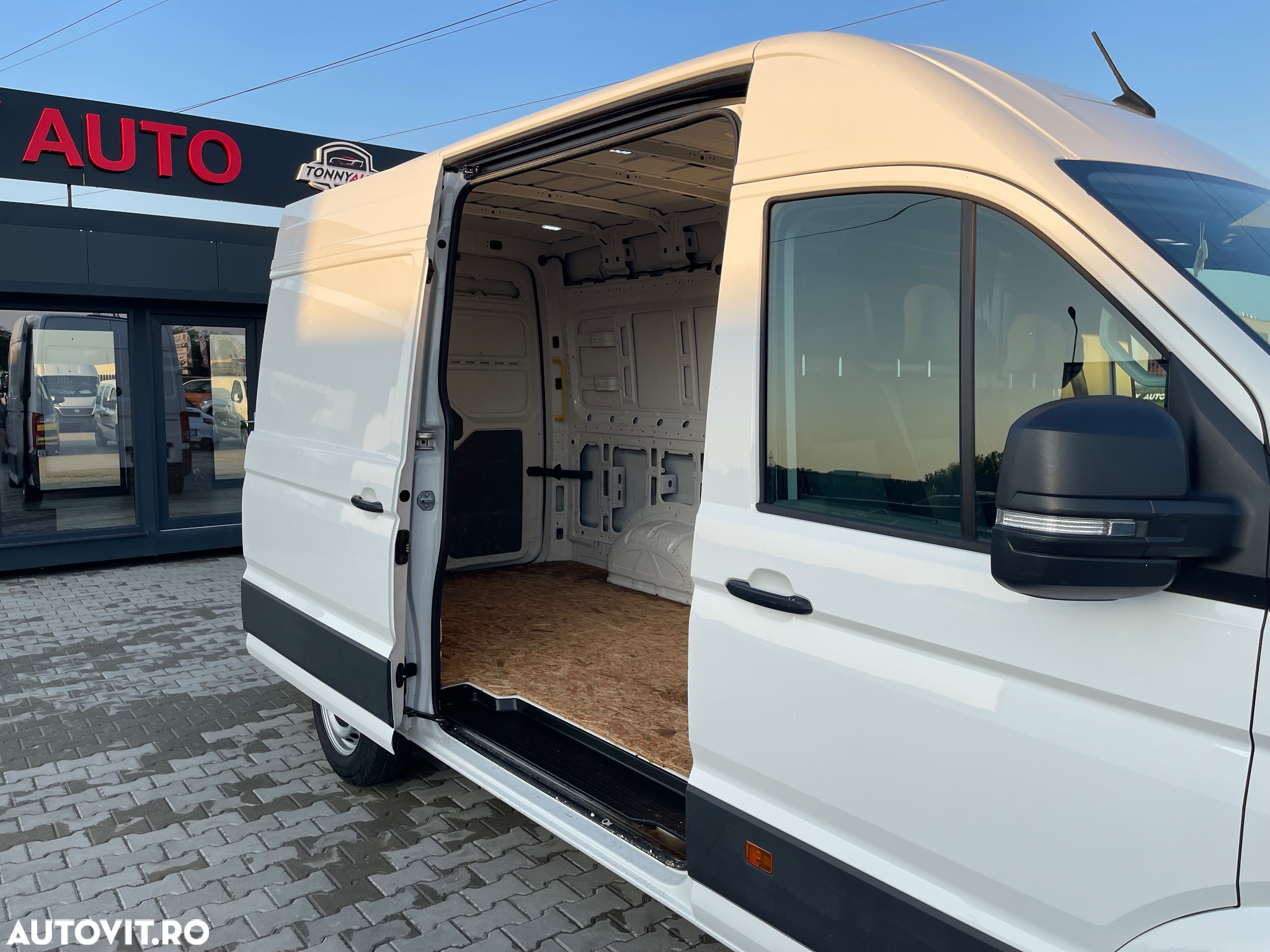 Volkswagen Crafter - 8