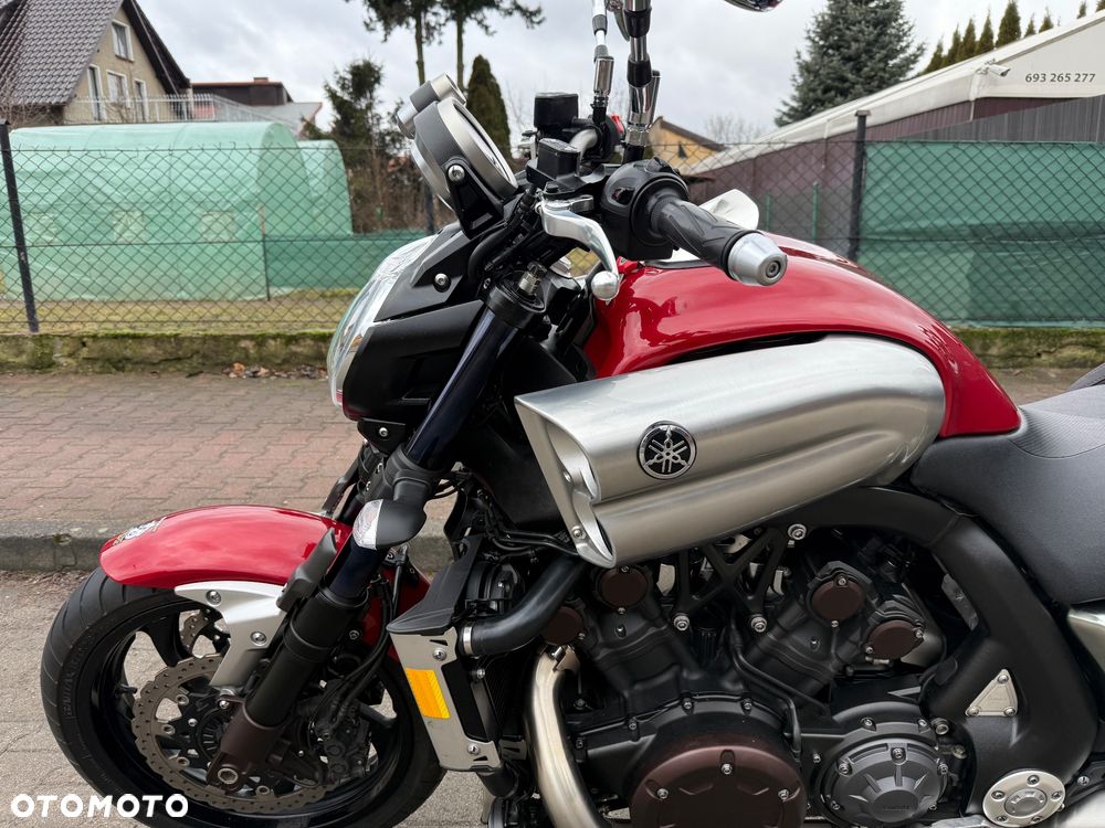 Yamaha V-MAX - 21