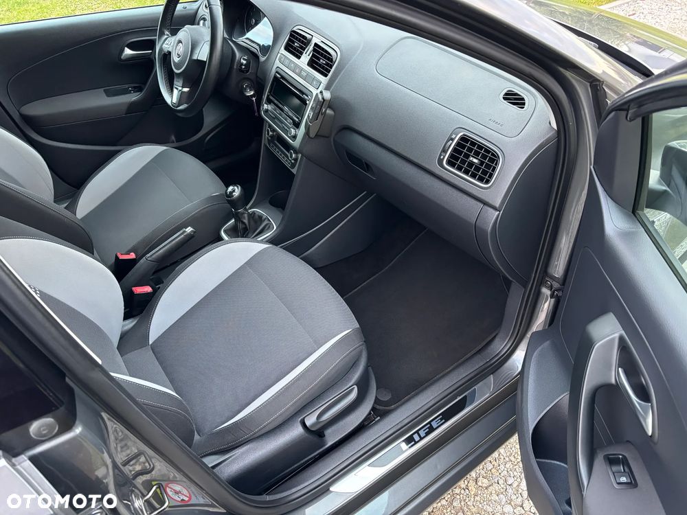 Volkswagen Polo - 11