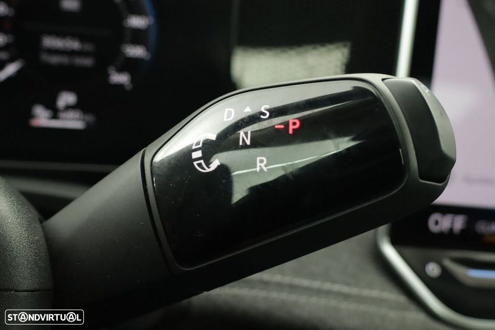 VW Passat Variant 1.5 TSI eHybrid DSG - 18