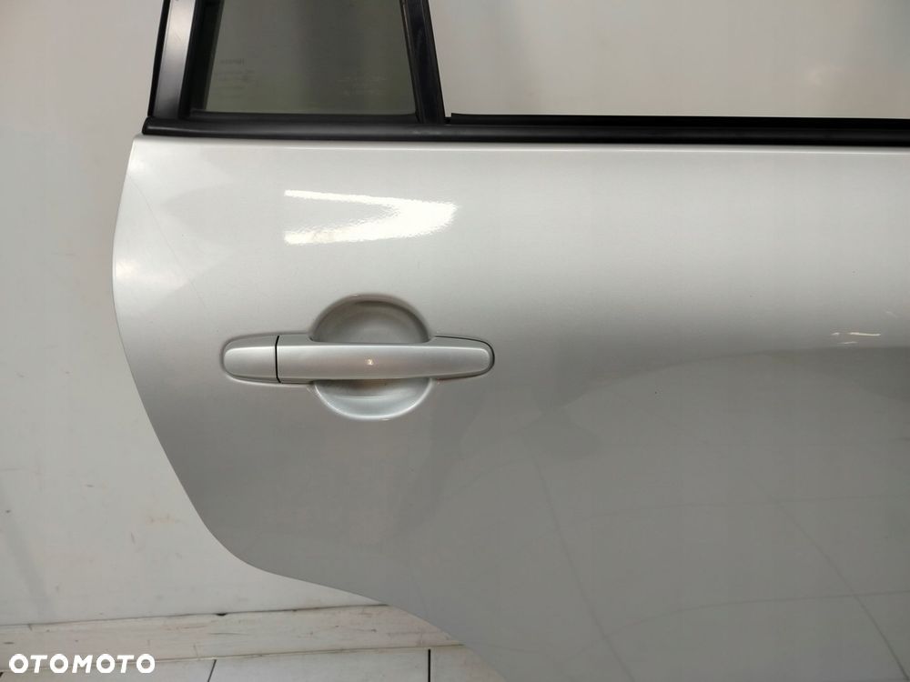 toyota rav4 iii 06r- drzwi prawe tylne prawy tył 1f7 - 2
