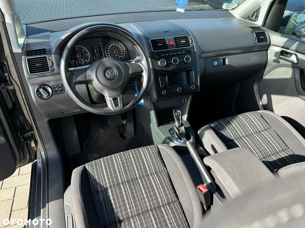 Volkswagen Touran - 7