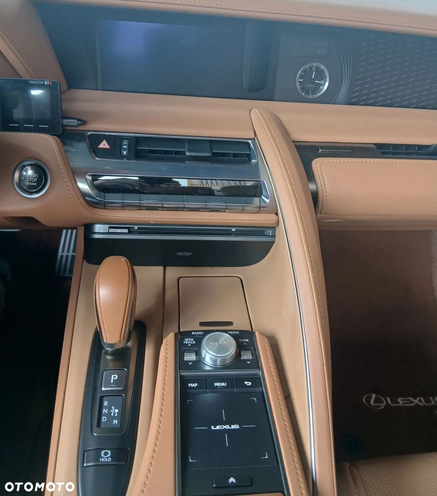 Lexus LC - 11