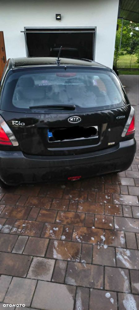 Kia Rio - 2