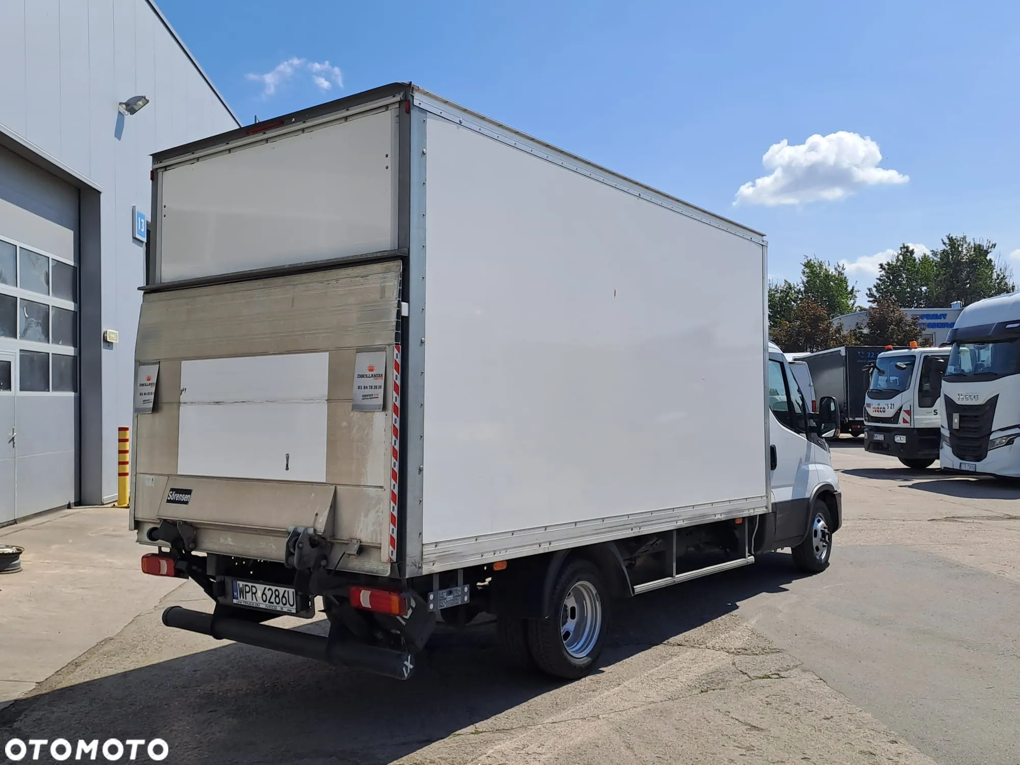 Iveco 35C16 Kontener+ bliźniak +winda+ 8 palet - 4
