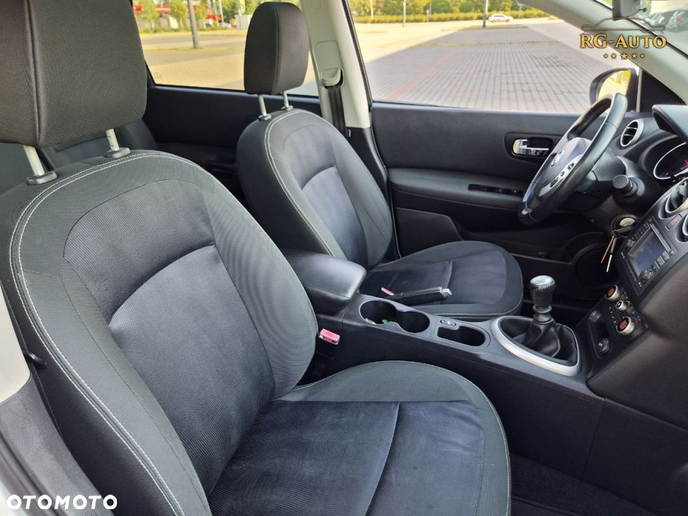 Nissan Qashqai+2 - 30