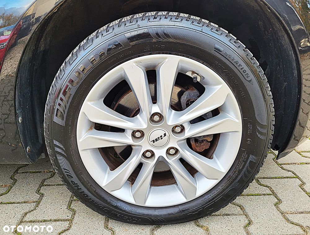 Kia Venga 1.4 CVVT Fifa World Cup Edition - 4