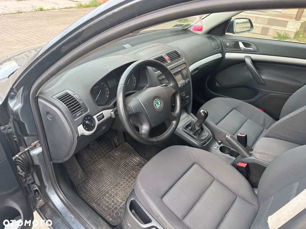 Skoda Octavia 1.9 TDI DPF Elegance - 6