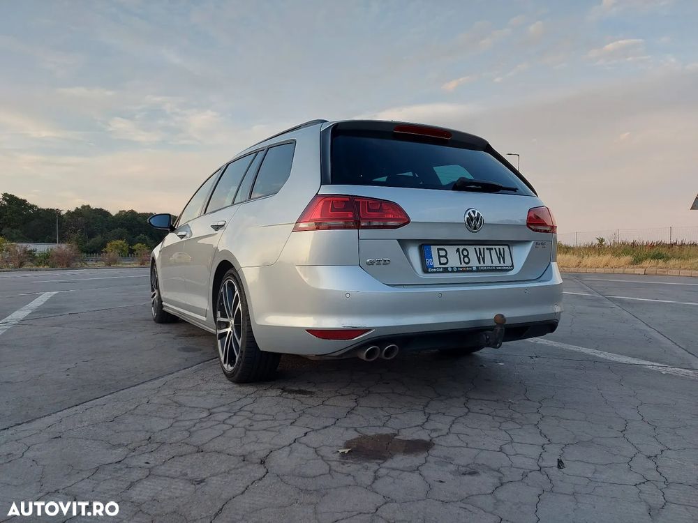 Volkswagen Golf 2.0 TDI DSG GTD - 6