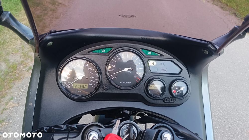 Suzuki GSX - 7