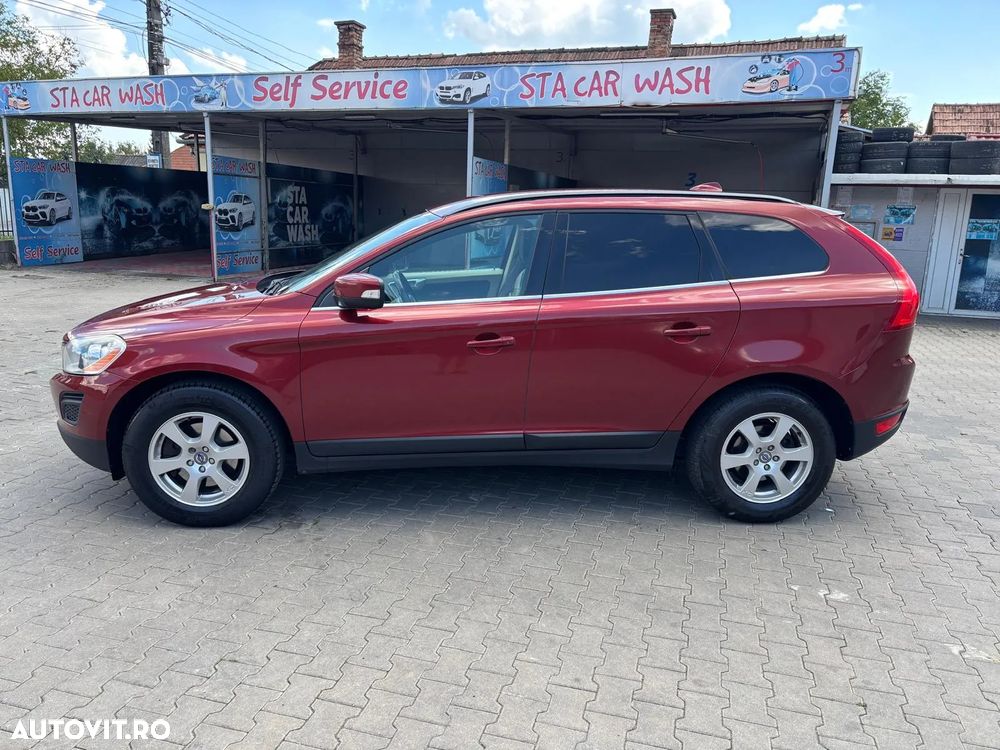 Volvo XC 60 D5 AWD Aut. Momentum - 3