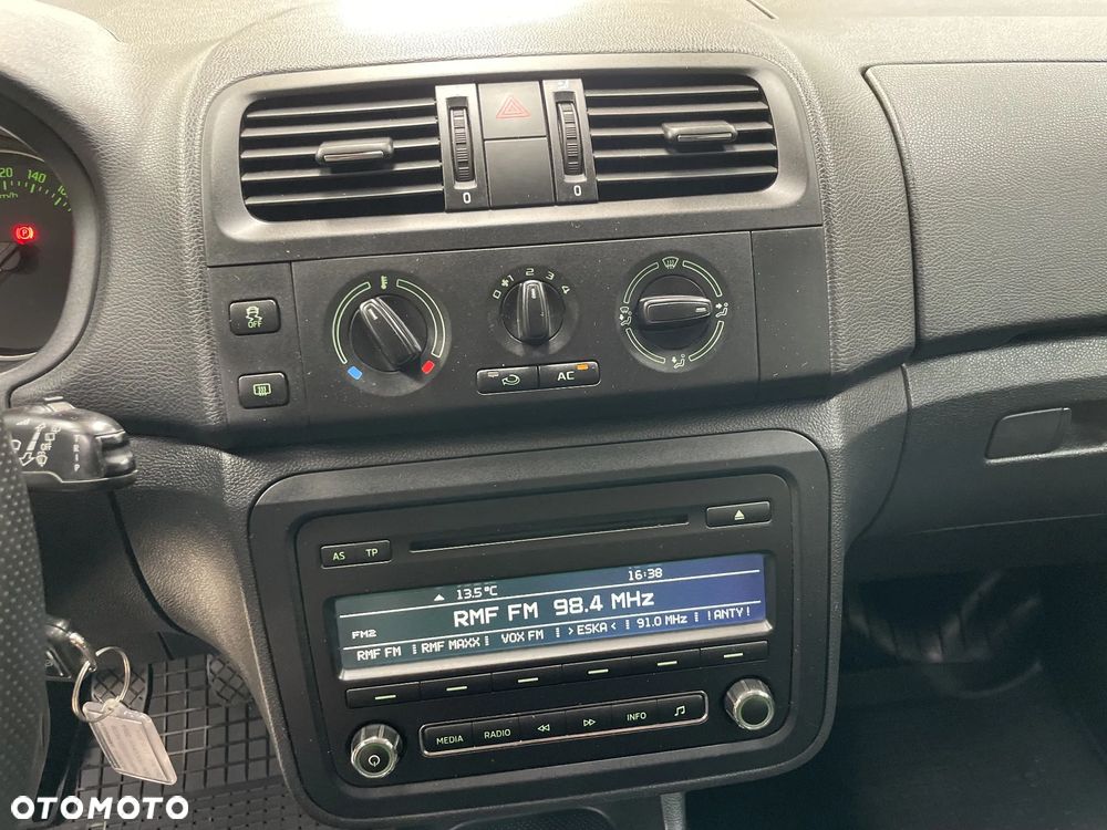 Skoda Fabia 1.4 16V Fresh Plus - 27