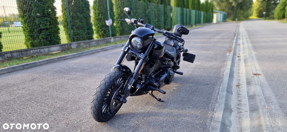Harley-Davidson Softail Breakout - 4