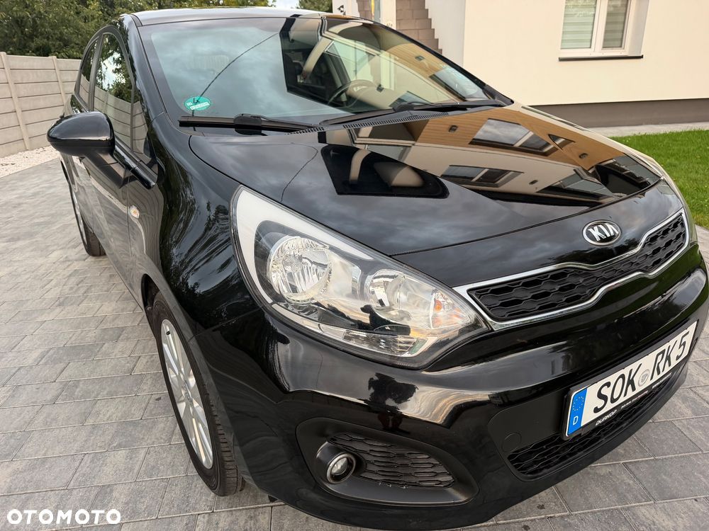 Kia Rio - 12
