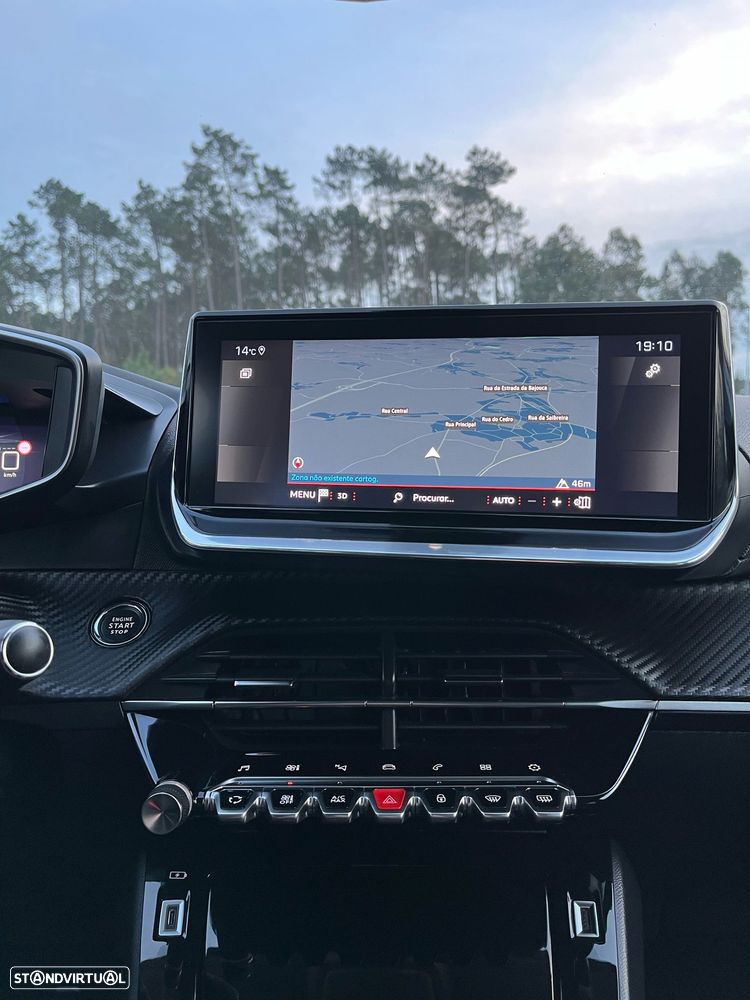 Peugeot 208 1.5 BlueHDi GT Line - 11